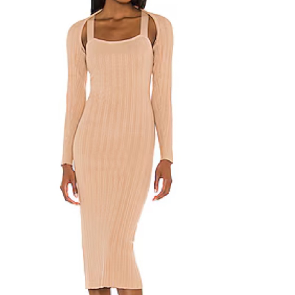 Sweater dress & shoulder sweater duo 
Heartbloom purchased from revolve size M